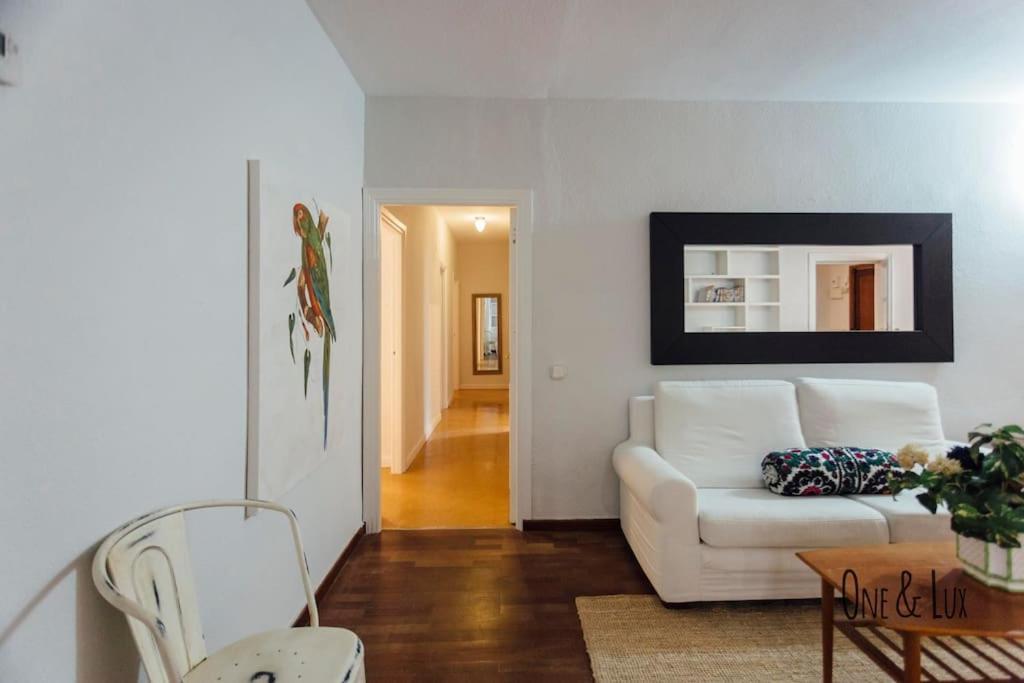 O&L Aire - Spacious And Bright Apartment In The Heart Of Sevilla Exterior foto